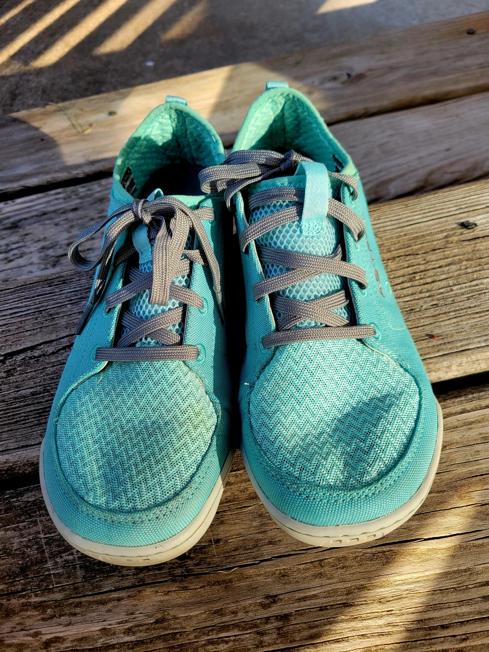 Astral Loyak Women's Teal Lace-Up Casual Sneakers with Gray Laces - Picture 2 of 11